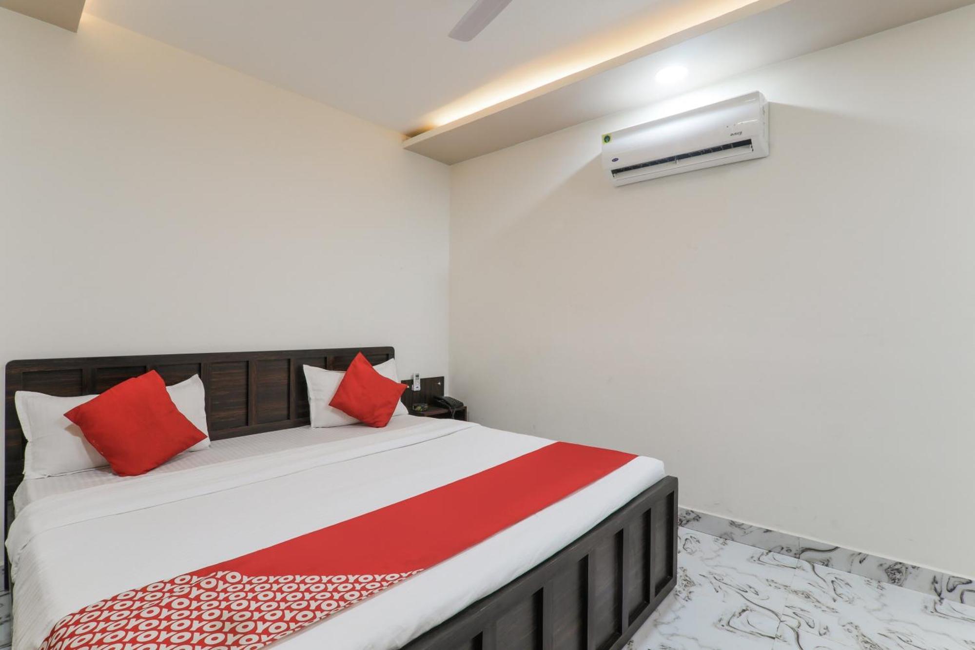 Hotel O Aastha Near Chaudhary Charan Singh International Airport Bijnaur Exterior foto